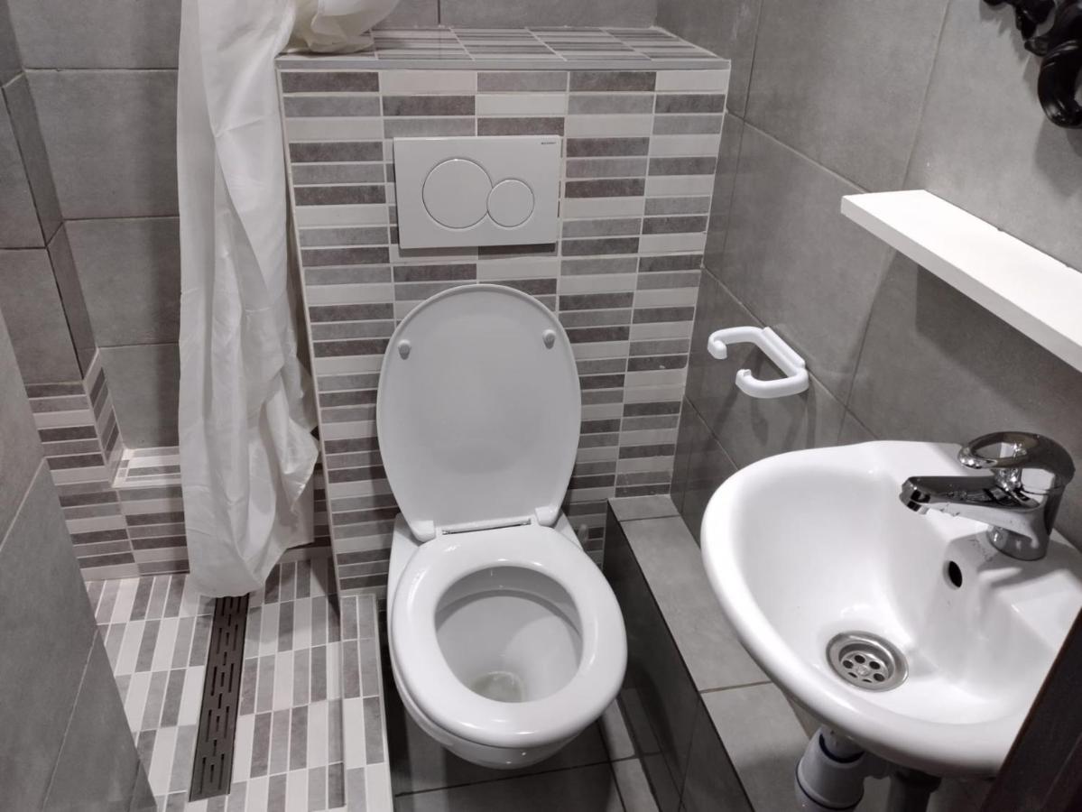 Hotel La Potiniere Schaerbeek Εξωτερικό φωτογραφία